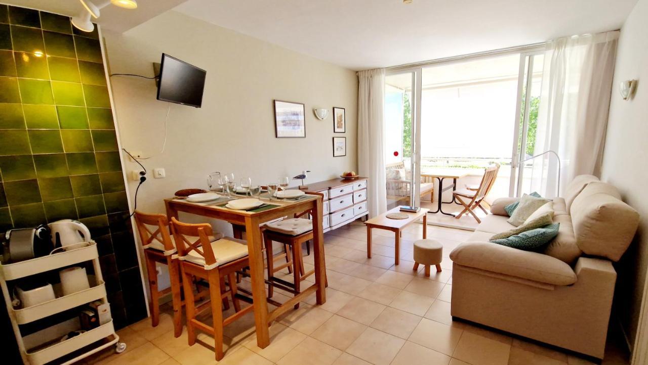 Apartment Sorrafina, Acogedor En Con Piscina Y Parking